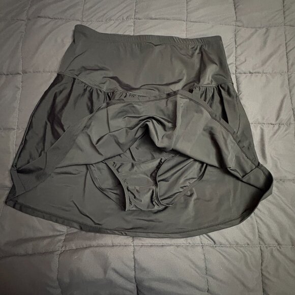 Island Escape Plus Size Tummy-Control Swim Skirt - Size: 22W - NWT - Picture 3 of 14